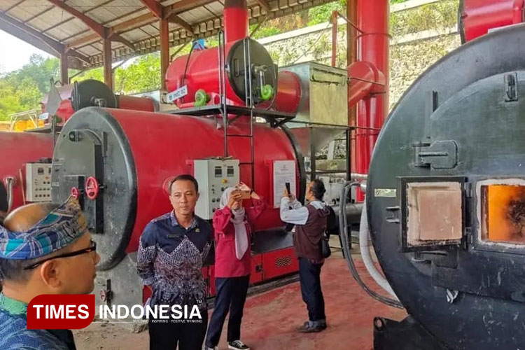 Ecoton Desak Pemerintah Larang Pembakaran Sampah, 55 Persen Mikroplastik Udara Berasal dari Aktivitas Ini