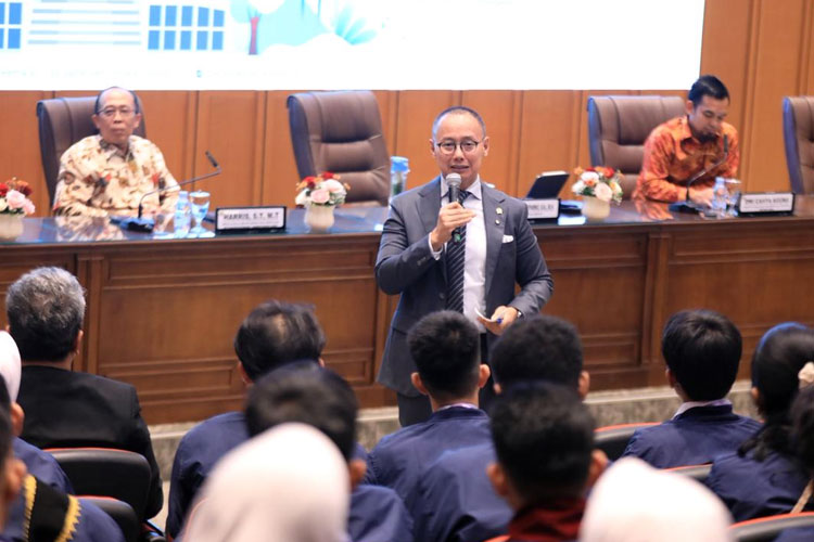 Eddy Soeparno: Memperjuangkan Legislasi Perubahan Iklim dan Transisi Energi adalah Amanat Konstitusi