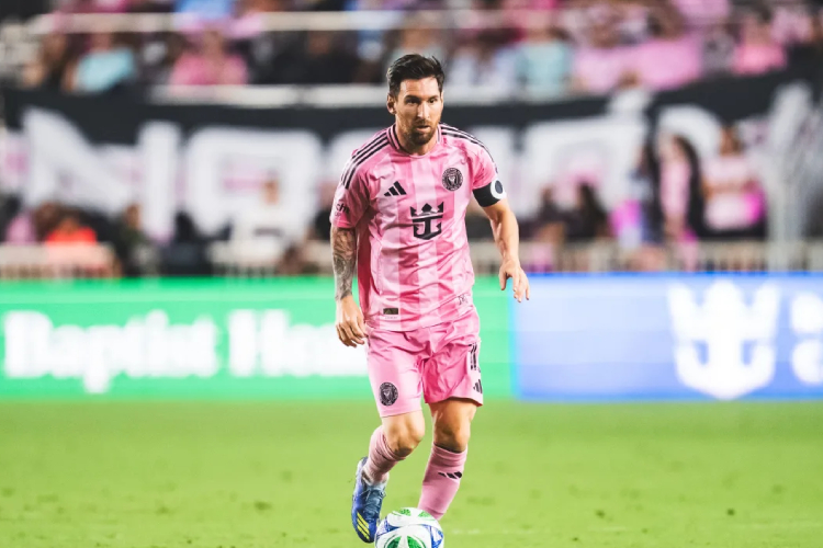 Kapten Inter Miami Lionel Messi berharap masih bisa terus bermain dan menikmati sepak bola hingga Piala Dunia 2026. (foto: Inter Miami)