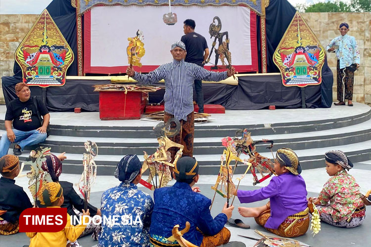 Delapan Tahun World Wayang Way: Dari Panggung ke Pendidikan Karakter