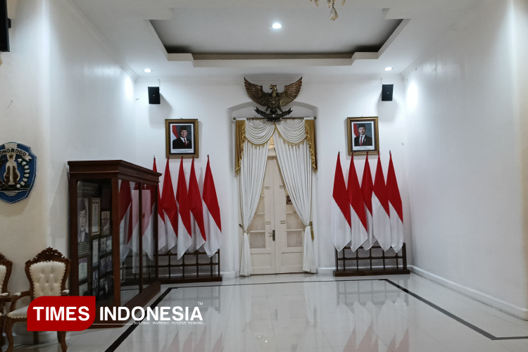 Pintu Pringgitan Tertutup Rapat, Aktivitas Staf Menghilang Usai Kabar OTT Bupati Ponorogo