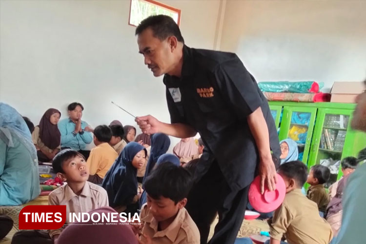 Cobek Jadi Kanvas, Siswa di Magelang Kembangkan Kreativitas Melalui Media Tradisional