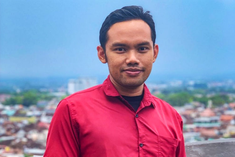 Saat Teorema Turun ke Sekolah: Menyaring Ilmu Menjadi Pelajaran yang Masuk Akal