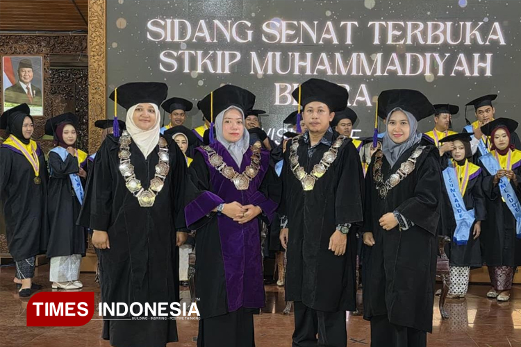 STKIP Muhammadiyah Blora Kukuhkan 24 Wisudawan, Target Jadi Universitas