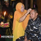Bergelar 'Daeng Sangara', Danlanal Banyuwangi Diangkat Warga Kehormatan Suku Bugis Mandar