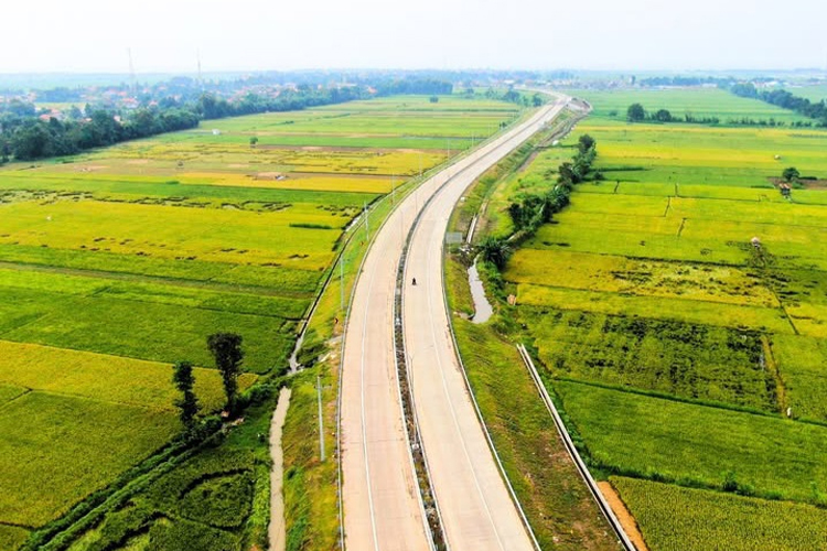 Jalur tol Probolinggo-Banyuwangi (Probowangi). (Foto: Instagram pupr_bpjt)