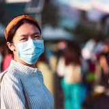 Jaga Fisik di Tengah Polusi dan Cuaca Ekstrem, Perhatikan Tips Berikut