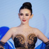 Raih 1st RU Puteri Kebudayaan Indonesia 2025, Rosana Meylani Bertekad Lestarikan Budaya Bangsa