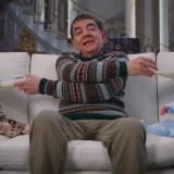 Rowan Atkinson Hangatkan Natal Lewat Series Man vs Baby