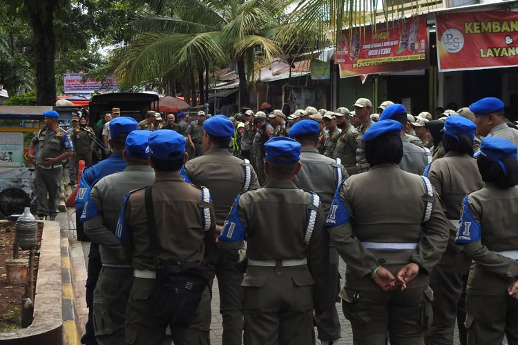 Layangkan SP3, Satpol PP Cianjur Siap Relokasi Pedagang Bomero Citywalk ke Pasar Induk
