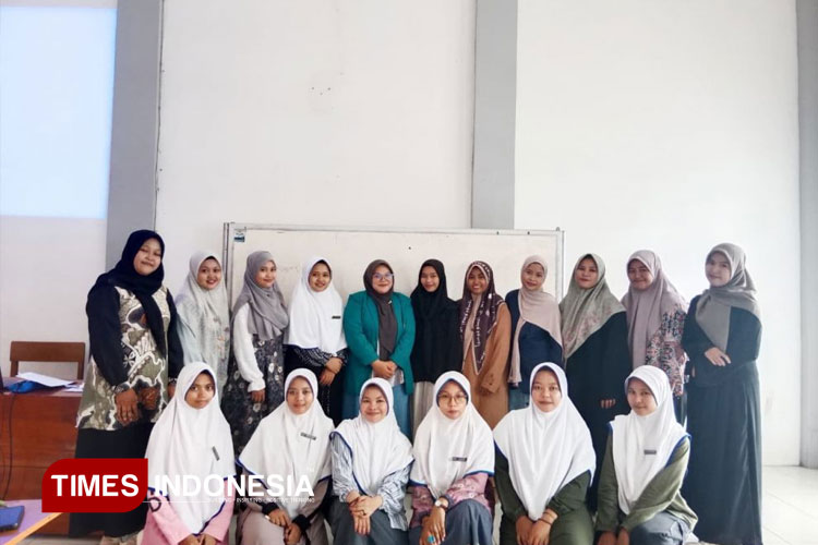 UNISMA Dorong Calon Guru Kuasai Desain Pembelajaran Digital Lewat Canva