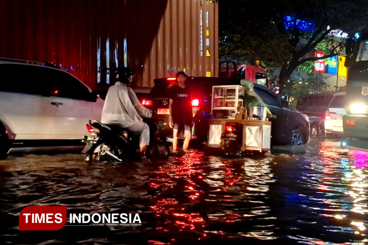 Banjir-Sidoarjo-2.jpg