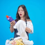 Rahasia Mencuci Pakaian Putih agar Tetap Cemerlang