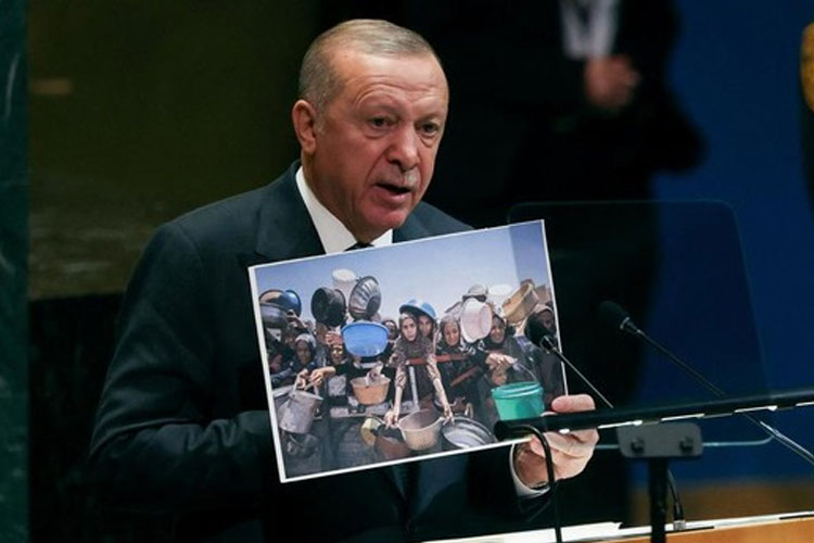 Turki Upayakan Evakuasi 200 Warga Gaza Terjebak di Terowongan Rafah