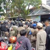 Aksi Protes Warnai Penertiban Pedagang di Bomero Citywalk Cianjur