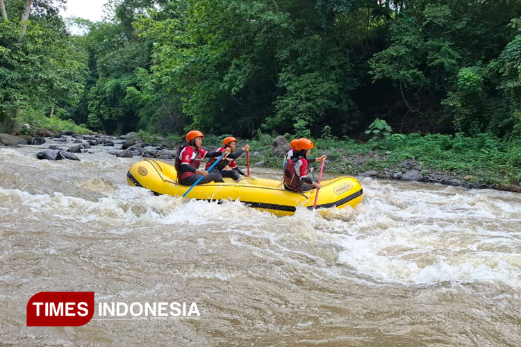 Tim Arung Jeram Probolinggo Sabet 5 Emas di Kejurprov Jatim 2025