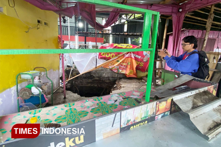 Pemilik Warung di Kota Malang Terperosok Akibat Tanah Ambles 6 Meter