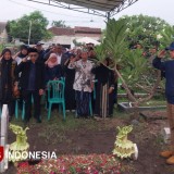 Menteri Transmigrasi Beri Penghargaan Anggota Tim Ekspedisi Patriot yang Meninggal