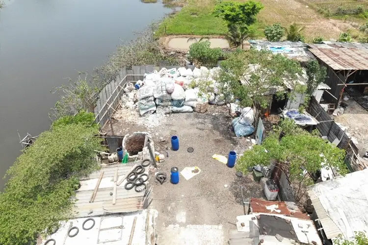 Terkontaminasi Cs-137, Amerika Serikat Kembalikan Dua Kontainer Produk Alas Kaki Indonesia