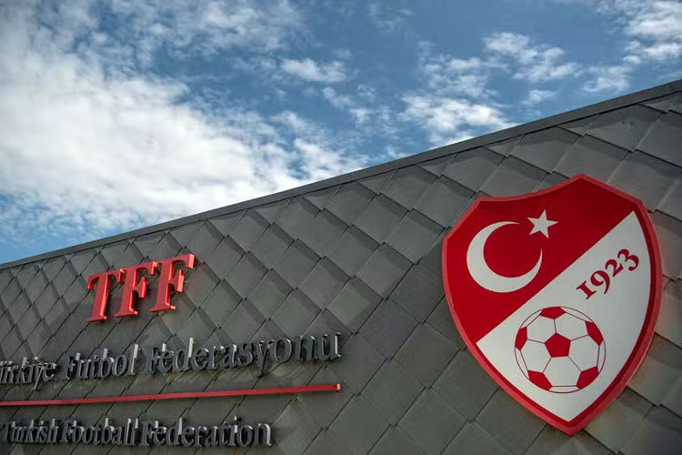 Skandal Judi Bola Guncang Turki, Ribuan Pemain dan Wasit Disanksi