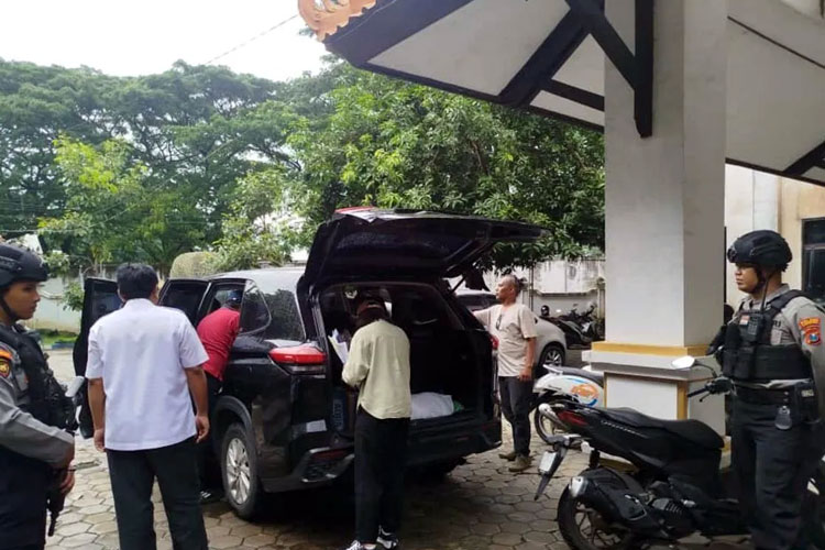 KPK Periksa Kadisbudparpora Ponorogo Terkait Proyek Monumen Reog