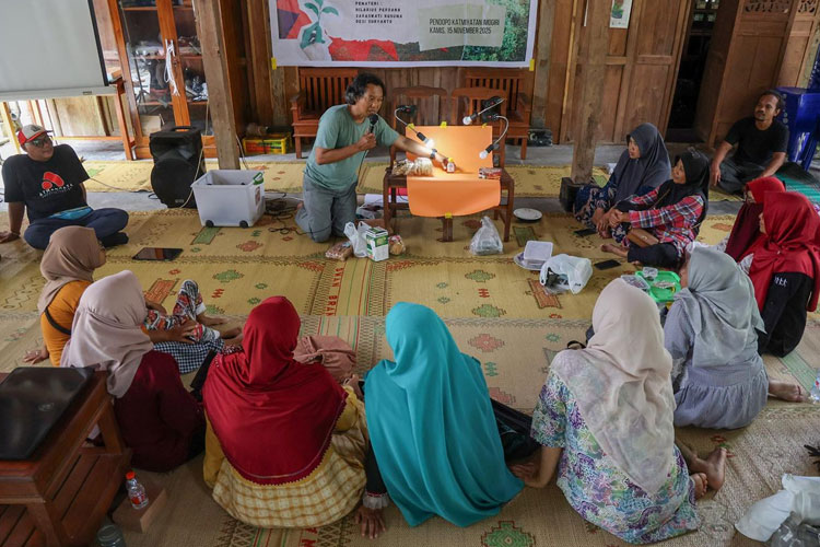 Kolaborasi PFI Yogyakarta dan Ngayogjazz Gelar Workshop Fotografi Bagi UMKM di Imogiri