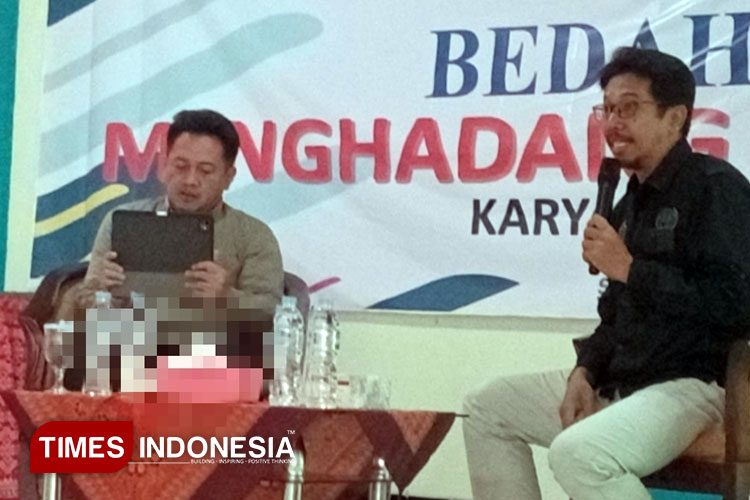 Menghadang Kubilai Khan Dibedah di Perpusda Tegal