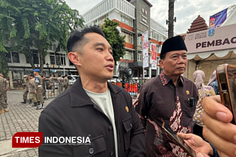 Komisi A DPRD Jatim Tafsirkan Meruwat Wayang sebagai Selamatan Keamanan Warga