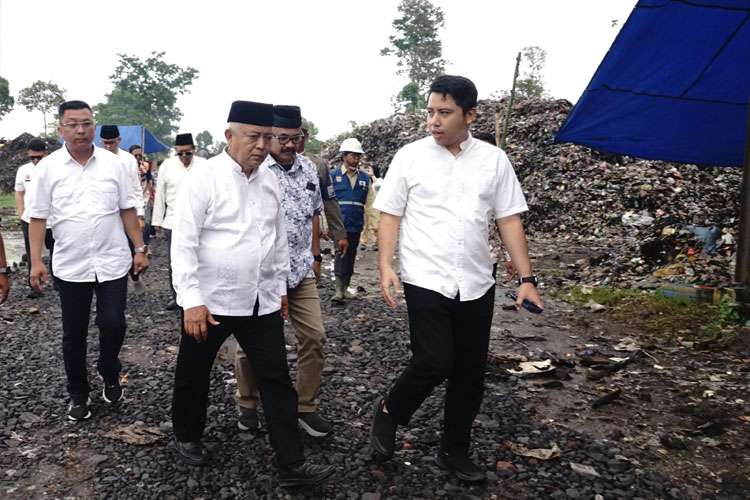 landfill-mining-TPA-Paras-Poncokusumo-2.jpg