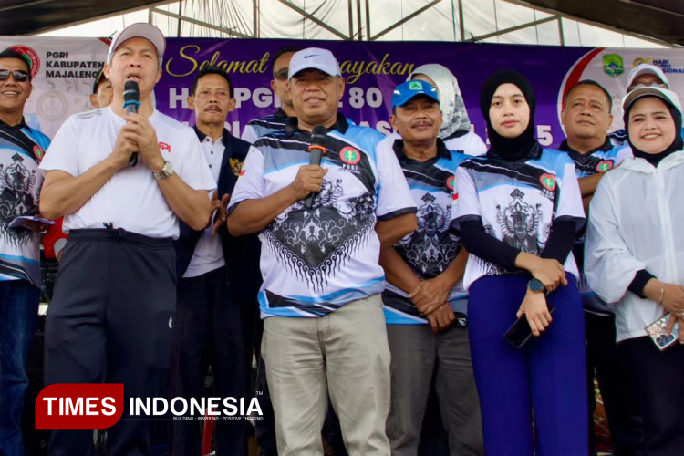 Bupati Majalengka Sampaikan Sejumlah Kabar Baik bagi Guru saat Jalan Sehat HUT PGRI ke-80
