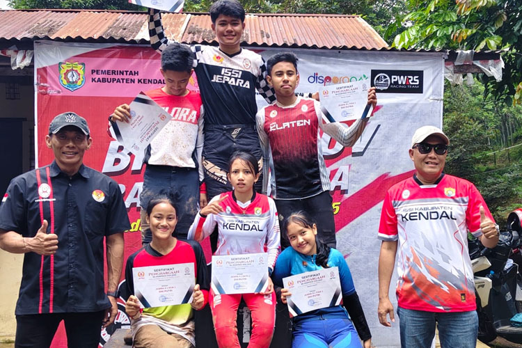 Rider Putri Banjarnegara Raih Medali Perak Babak Kualifikasi Porprov Jateng 2025