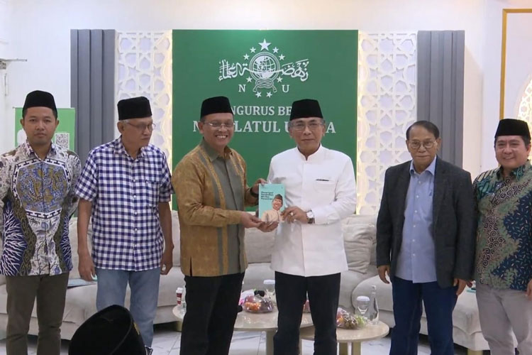 Launching Buku Navigasi Perubahan NU dan Pesantren, Gus Yahya: Tiga Matra Gerakan Strategis NU