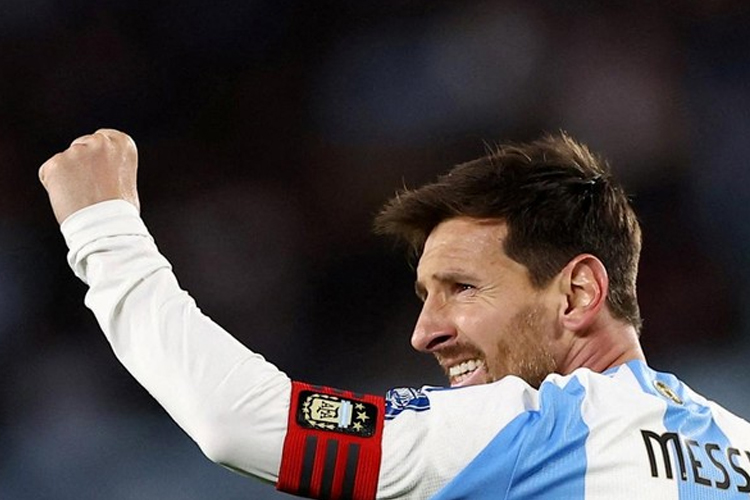 Messi Cetak Gol Pertama di Afrika, Argentina Kalahkan Angola 2-0