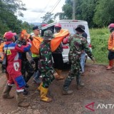 Tim SAR Temukan Tiga Korban Lagi, Pencarian Tanah Longsor Cilacap Masih Berlanjut