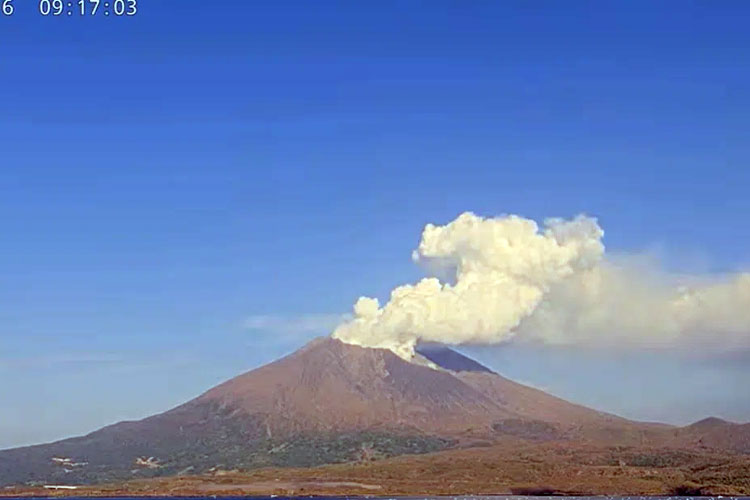 Gunung Sakurajima Meletus, Kolom Abu Capai 4,4 Kilometer
