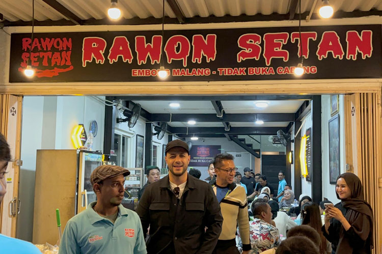 Maher-Zain-Rawon-Setan-2.jpg