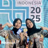 Sulap Limbah Jadi Energi Biokakas, Dua Siswi MTsN 6 Malang Sabet Medali Emas OMI 2025