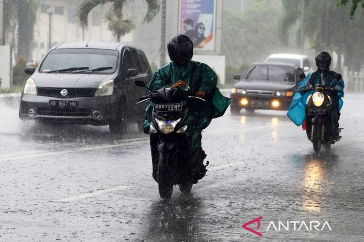BMKG: Sejumlah Kota Berpotensi Diguyur Hujan Hari Ini
