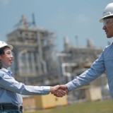 Chandra Asri Kantongi Dana Rp12,5 Triliun, Siap Akuisisi SPBU ExxonMobil di Singapura