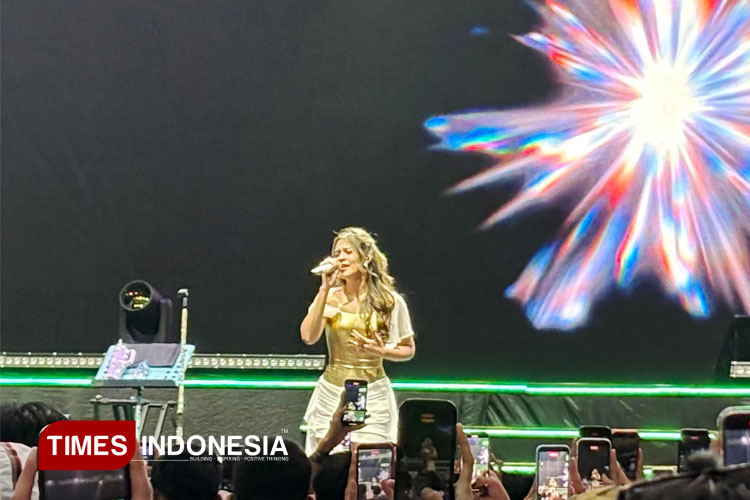 Panggung Kejujuran Raisa di Surabaya: Deklarasi Jati Diri di Tengah Perpisahan