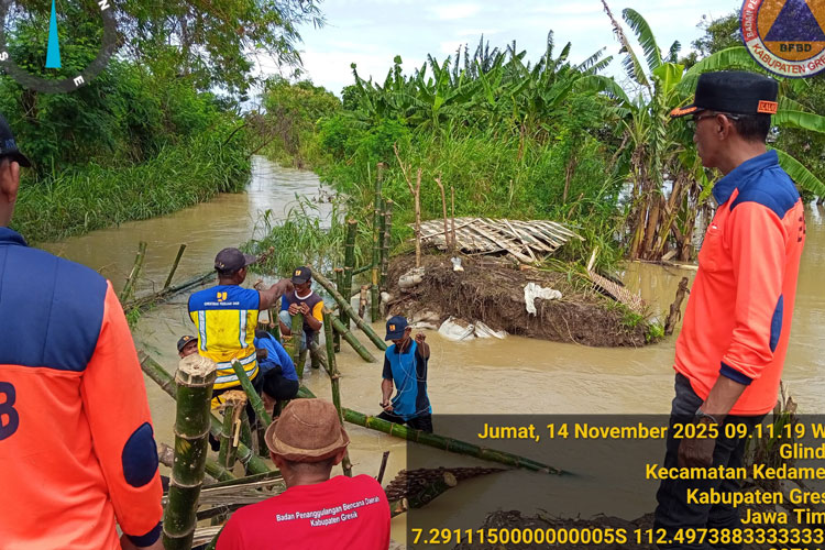 Pembangunan Tanggul Permanen Tertunda, DPUTR Gresik: Menunggu Anggaran