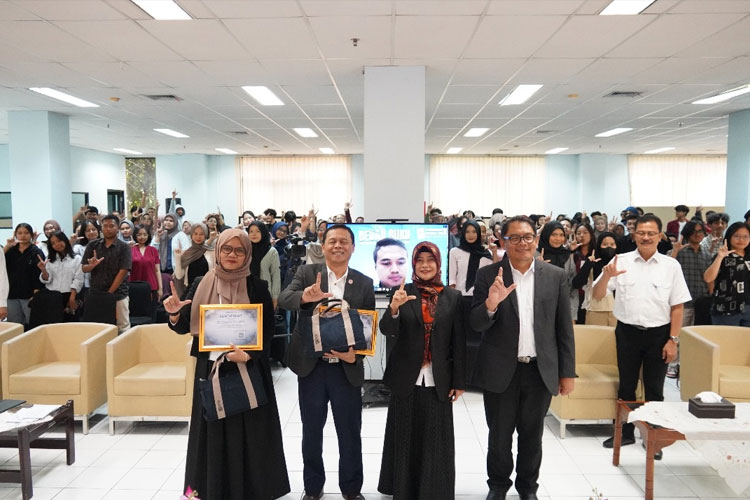 Bedah Buku E-Government di Era Artificial Intelligence, Soroti Layanan Publik 24 Jam