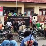 Pembebasan Kapolsek Ijen Bondowoso yang Disandera Warga Berlangsung Dramatis