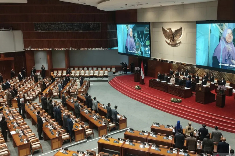 Ketua Komisi III DPR Bongkar 4 Hoaks soal Peran Polisi dalam KUHAP Baru