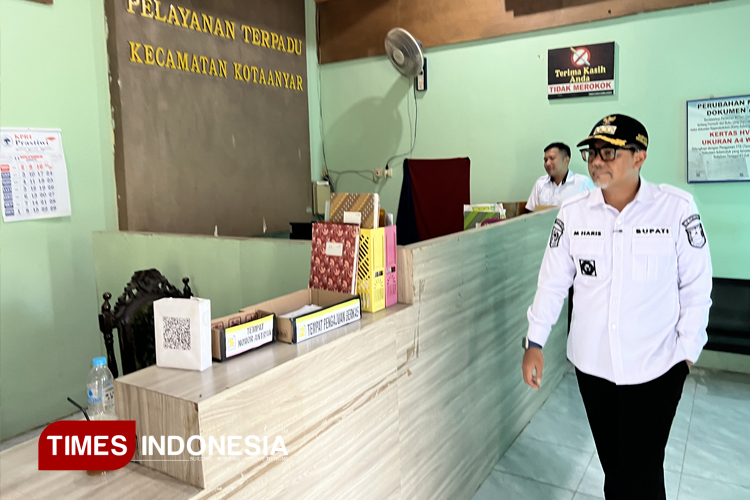 Bupati Probolinggo Sidak Kantor Kecamatan, Pastikan Layanan Publik Berjalan Tanpa Setingan