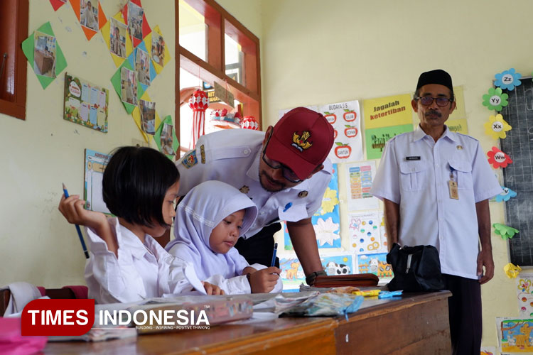 Kepala Dindik Pacitan Minta Sekolah Lebih Kompak dengan Komite dan Lingkungan