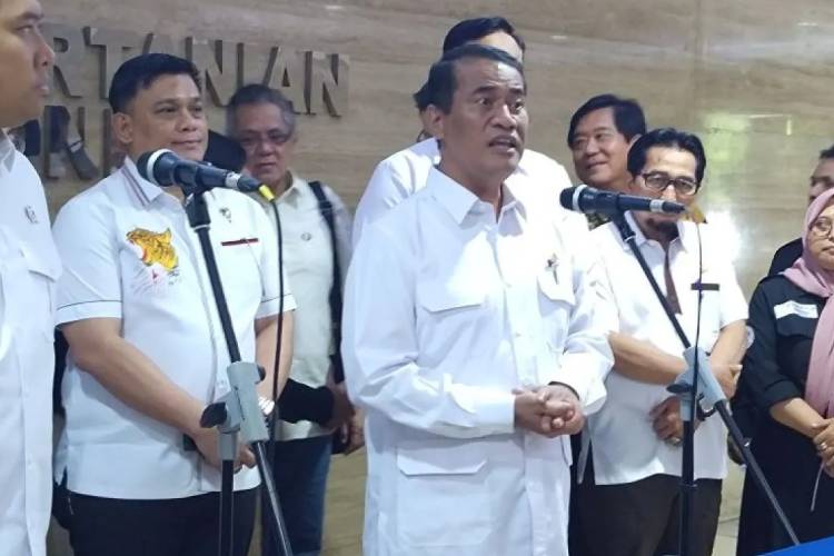 Mentan RI Mengklaim Peternak Siap Genjot Produksi Telur untuk Sokong MBG