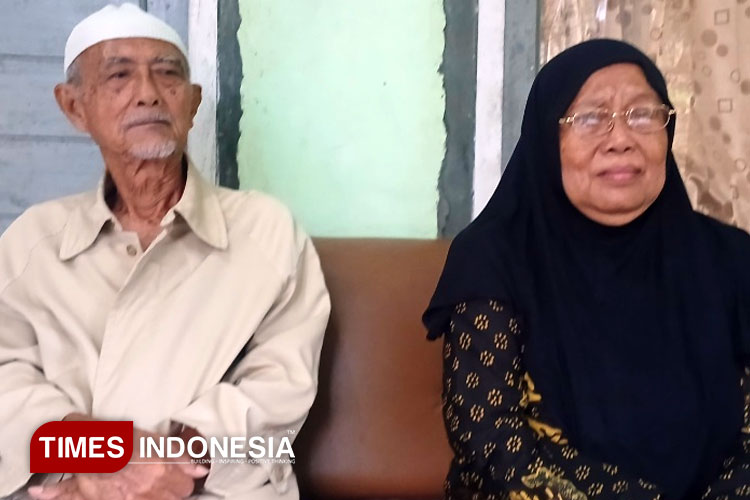Hampir Gagal Berangkat, Kisah Haru Sepasang CJH Lansia Asal Kota Banjar Akhirnya Dapat Panggilan Haji