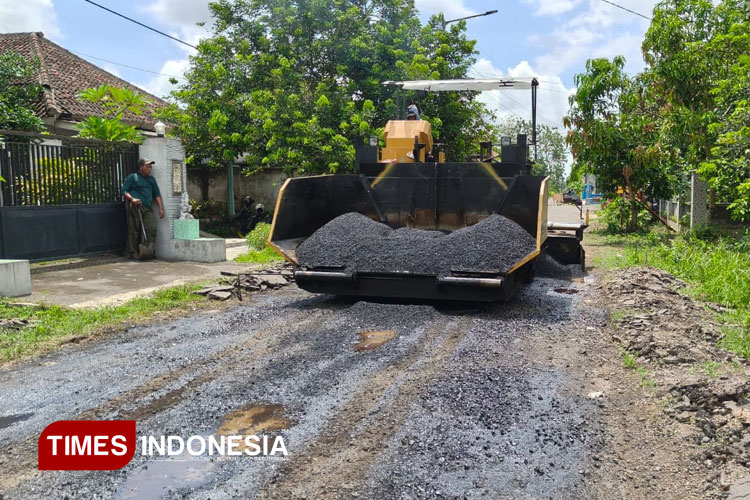 Pemkab Jember Capai 98.500 M2 Penambalan Jalan Berlubang, Tegaskan Komitmen Peningkatan Infrastruktur Serentak
