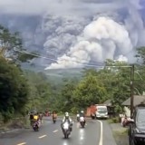 Status Gunung Semeru Naik ke Level IV